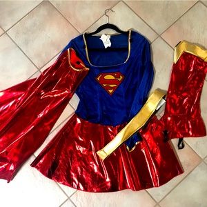 New! Supergirl Costume. Size Medium